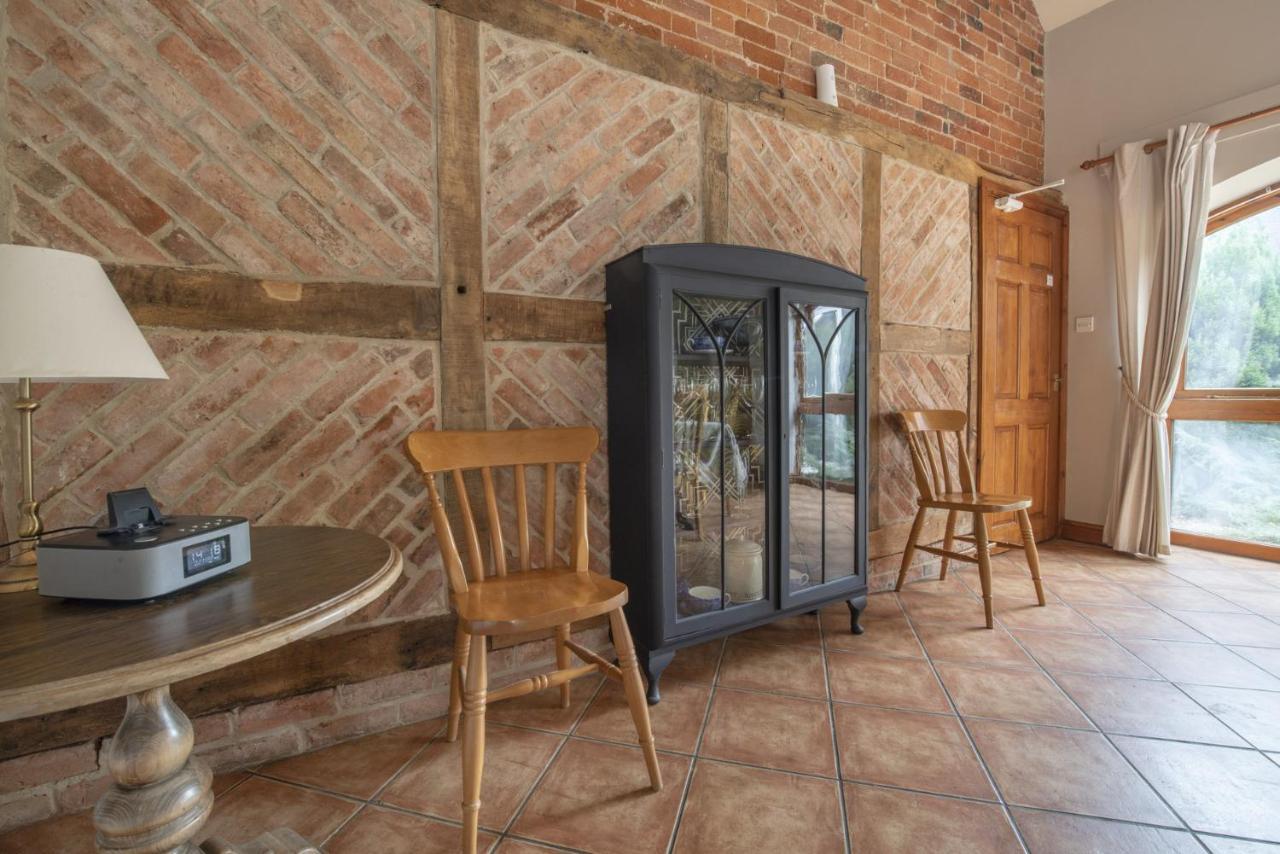 Somersal Cottages Ашбърн Екстериор снимка