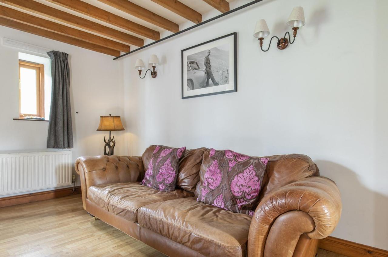 Somersal Cottages Ашбърн Екстериор снимка
