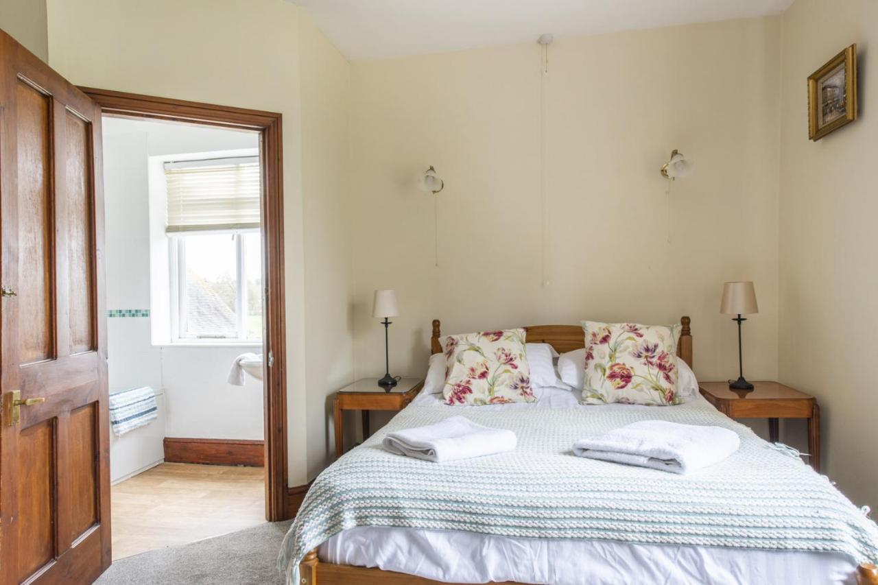 Somersal Cottages Ашбърн Екстериор снимка